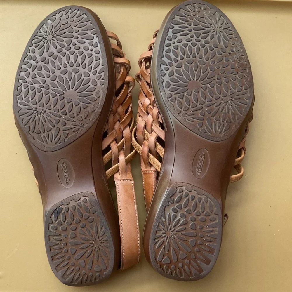 COPY - FOOTSMART -Tejidas Tabor Huaraches women’s Sandal SZ 11WW - Tan - Picture 2 of 4
